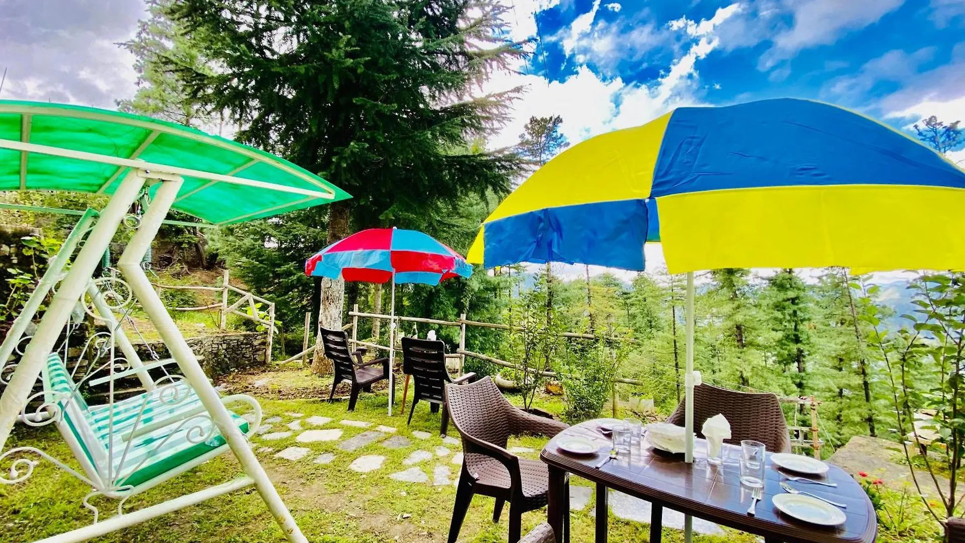 The Jungle View From Balcony In Resort Mashobra - A Relax Retreat Away From City Shimla 3*,  Hindistan